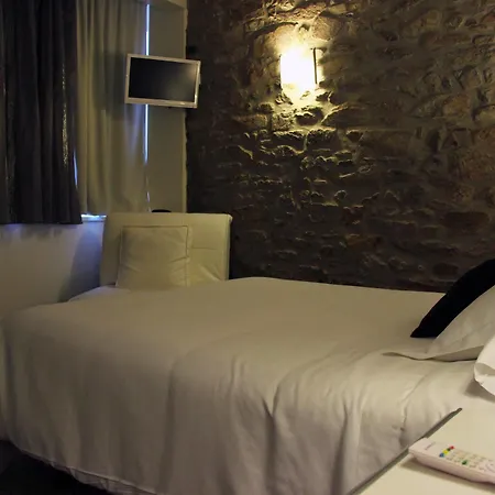 Hotel Montenegro Compostela 2*
